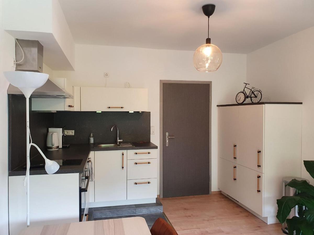 Römerstube Ferienwohnungen mit&ohne Moselblick Ediger-Eller Exterior foto