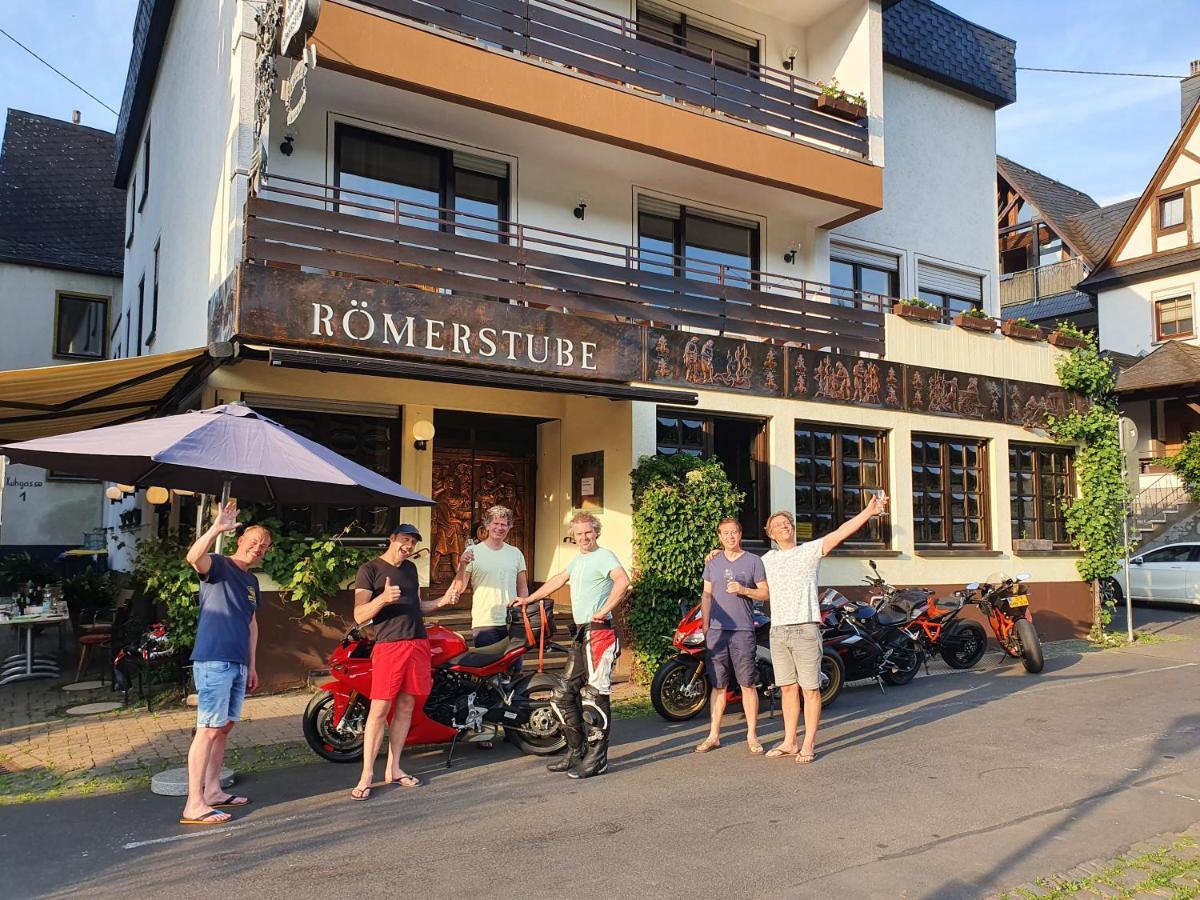 Römerstube Ferienwohnungen mit&ohne Moselblick Ediger-Eller Exterior foto