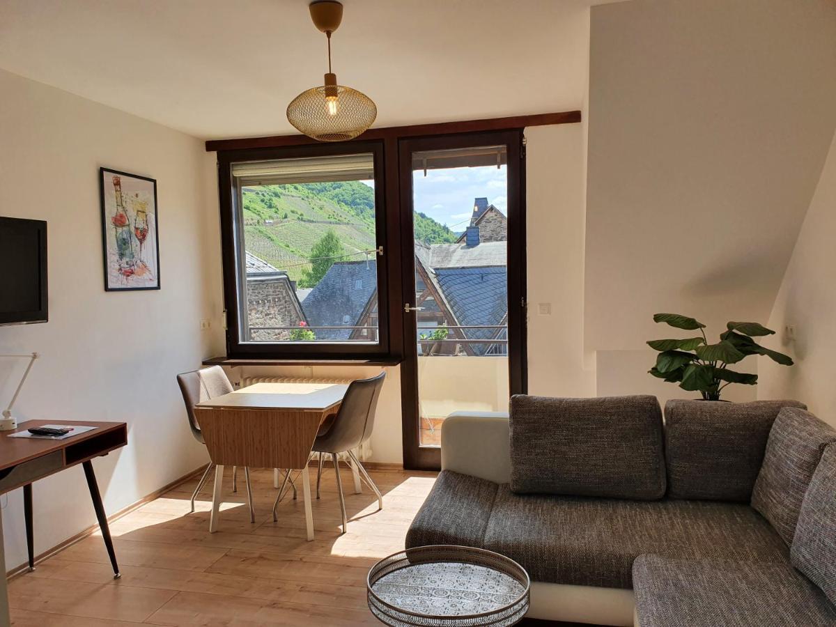 Römerstube Ferienwohnungen mit&ohne Moselblick Ediger-Eller Exterior foto