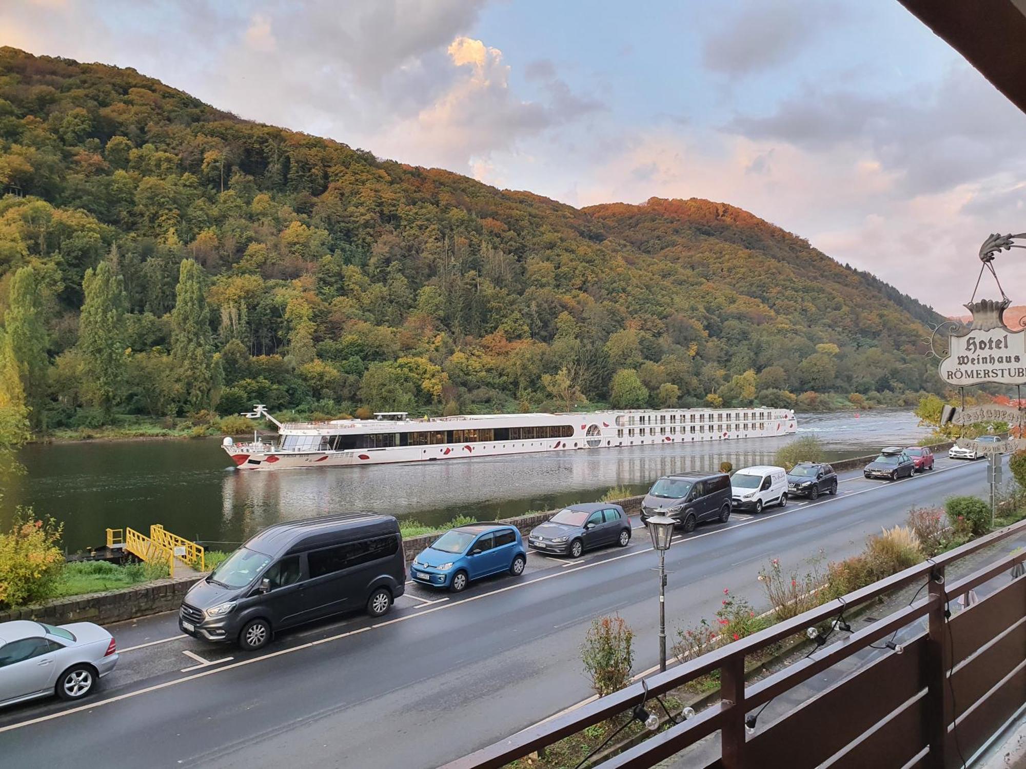 Römerstube Ferienwohnungen mit&ohne Moselblick Ediger-Eller Exterior foto