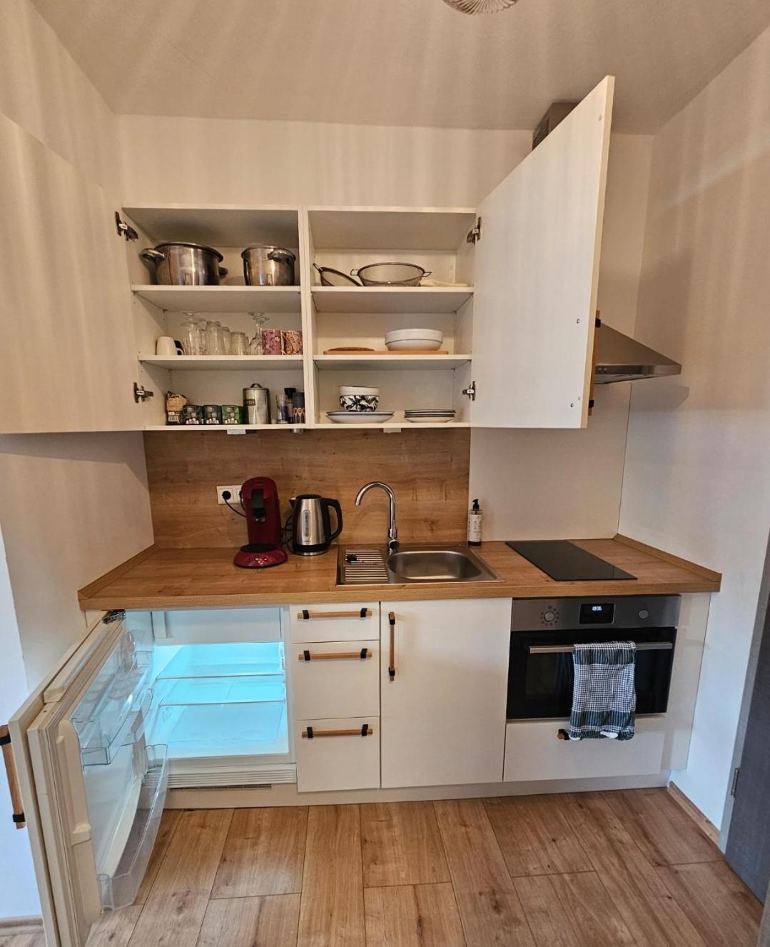 Römerstube Ferienwohnungen mit&ohne Moselblick Ediger-Eller Zimmer foto